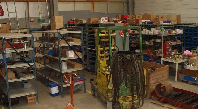 Beschrijving: Beschrijving: http://www.arli.nl/magazijnstellingen.jpg